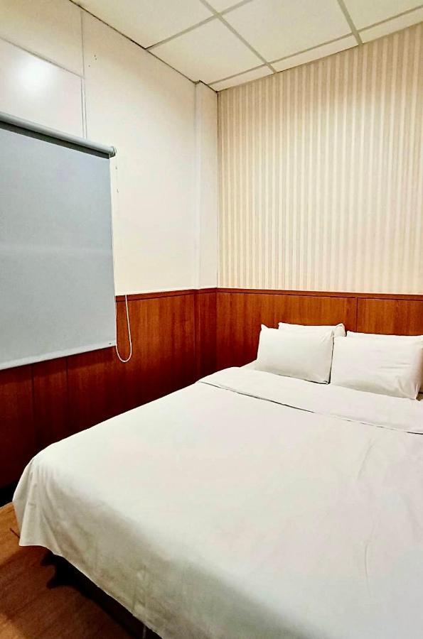 Ying Lun Hotel Taitung Bagian luar foto