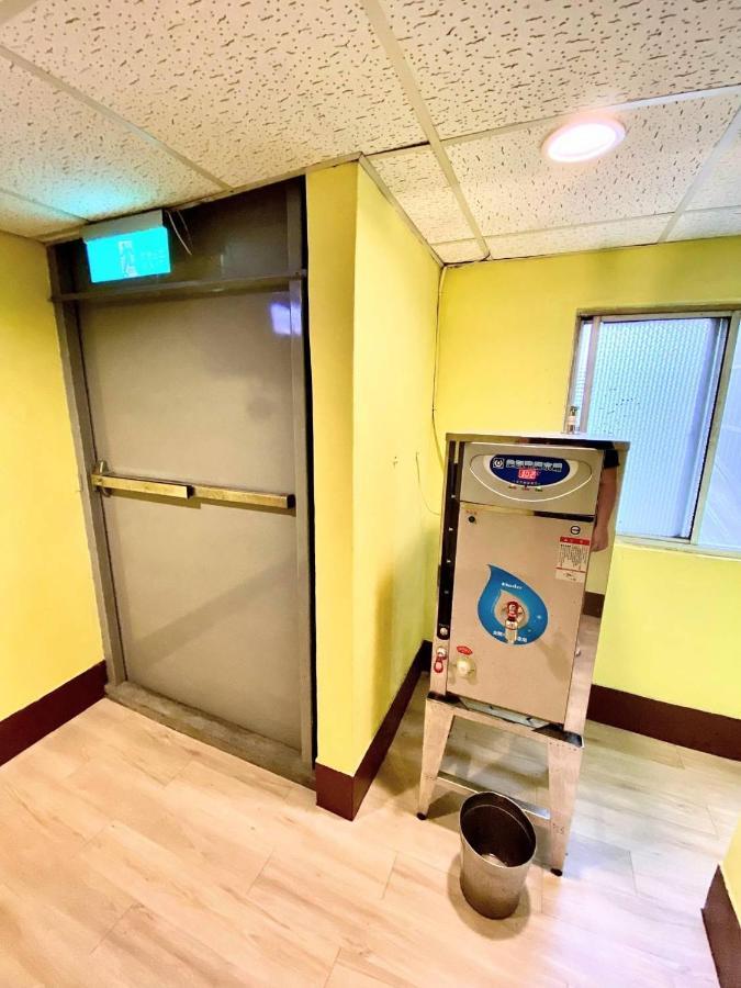 Ying Lun Hotel Taitung Bagian luar foto
