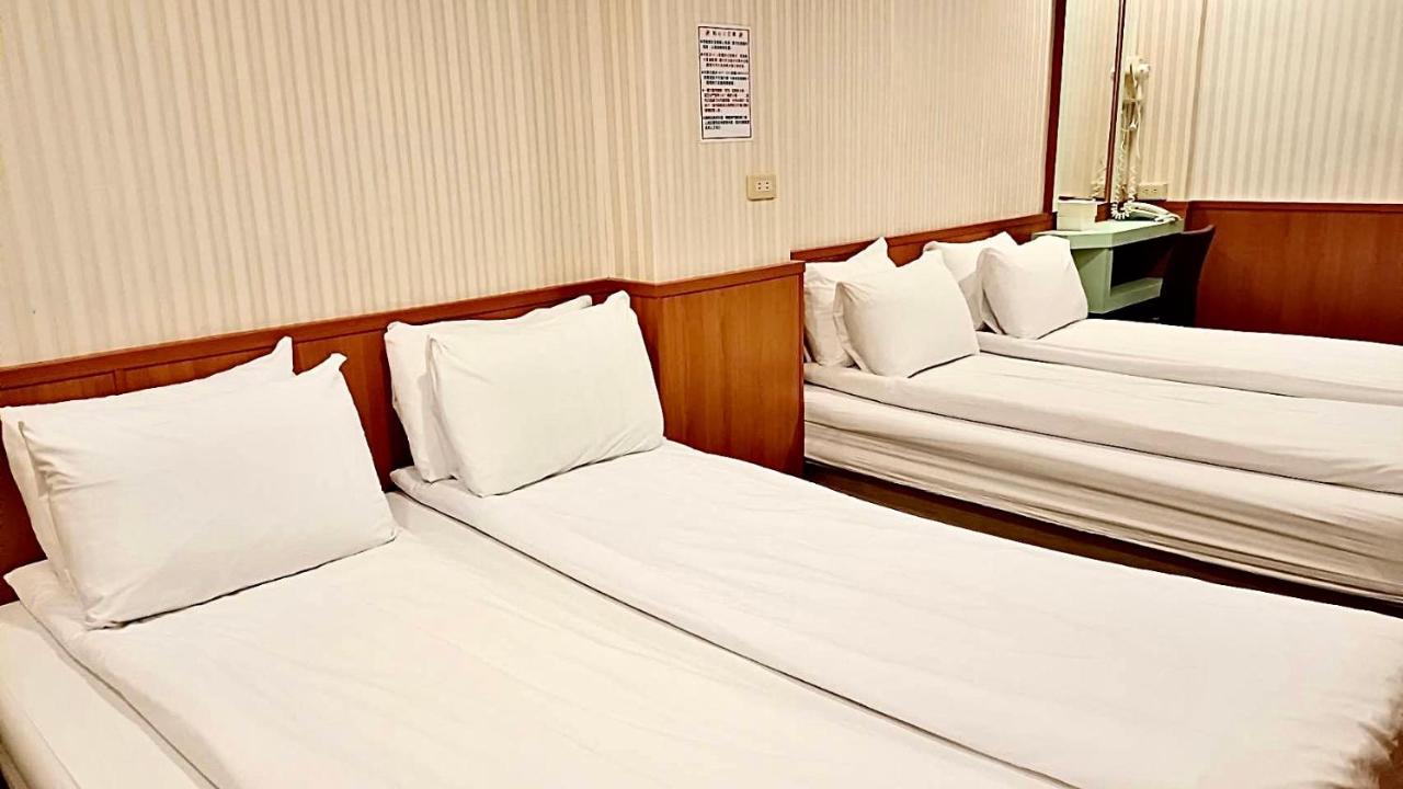 Ying Lun Hotel Taitung Bagian luar foto